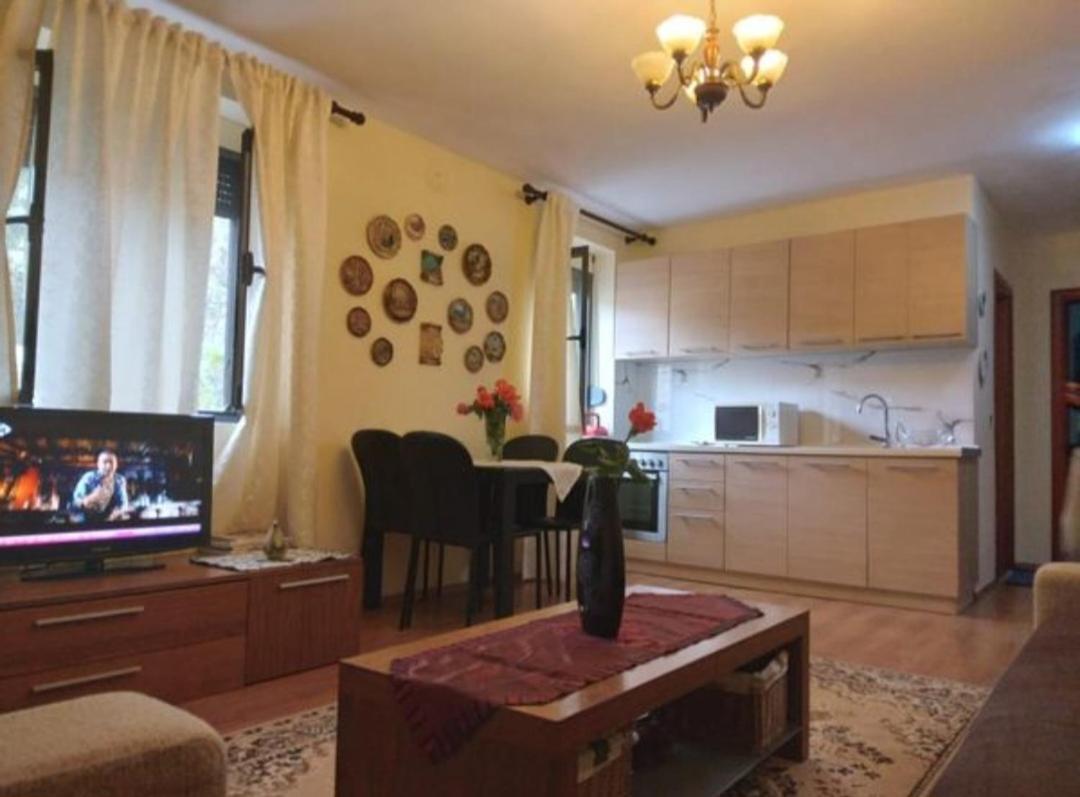 Appartamento Cozy Apartment, Near Us Embassy! Tirana